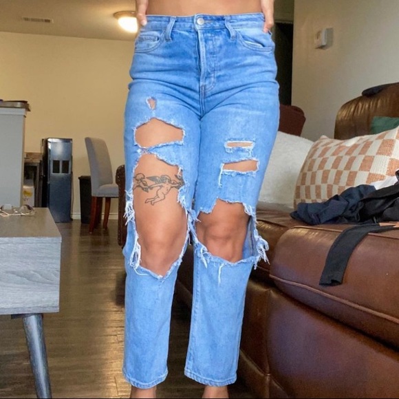 Simple Society Ripped Jeans - Picture 2 of 3